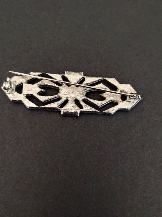 Art Deco style silver, faux diamond and faux sapphire brooch - Picture 3 of 5